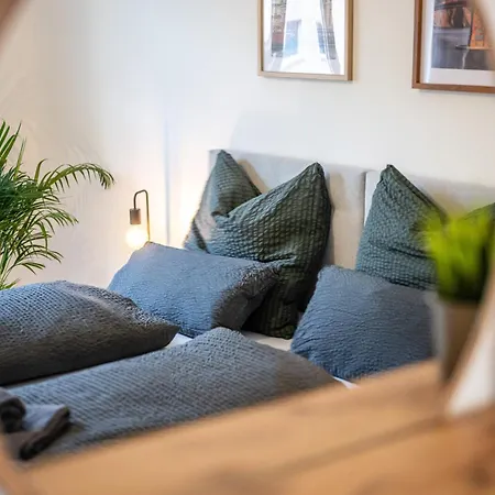 Suedstadt-oase 2 Komfort Mit 2 Sz Und Balkon شقة كوبلنس