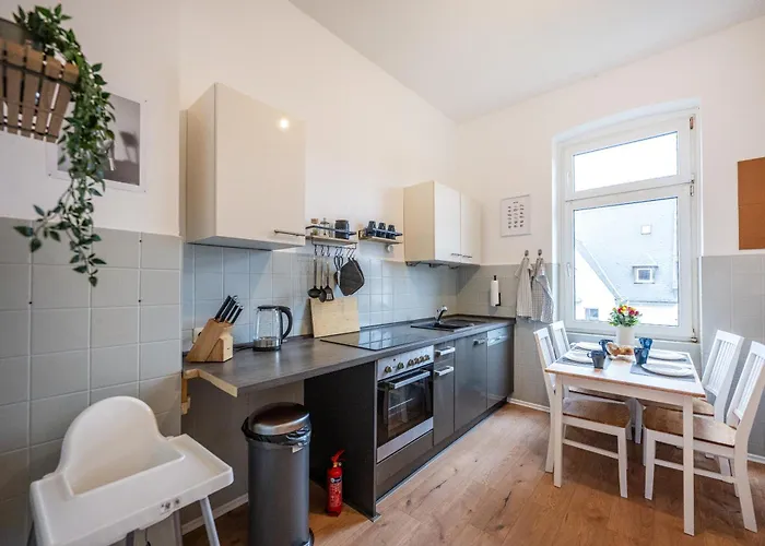 Suedstadt-oase 2 Komfort Mit 2 Sz Und Balkon شقة *